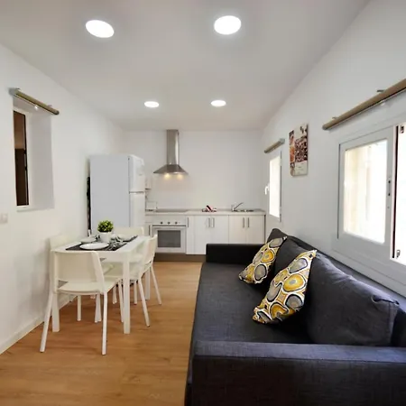 Διαμέρισμα Newport 4 *